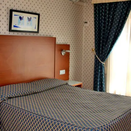 Xauen En Pleno Centro Con Acceso Autorizado Y A 100m De La Catedral