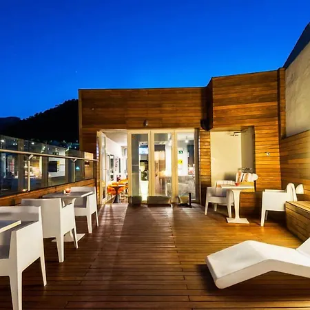 Hotell Xauen En Pleno Centro Con Acceso Autorizado Y A 100m De La Catedral 3*