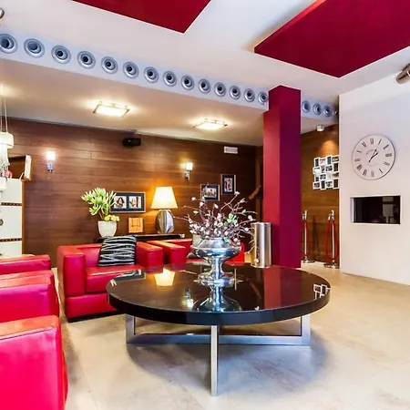 Xauen En Pleno Centro Con Acceso Autorizado Y A 100m De La Catedral Otel