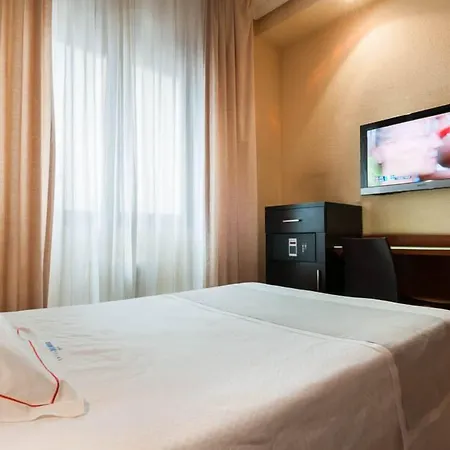 Xauen En Pleno Centro Con Acceso Autorizado Y A 100m De La Catedral