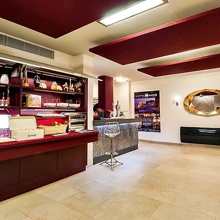 Xauen En Pleno Centro Con Acceso Autorizado Y A 100m De La Catedral Otel