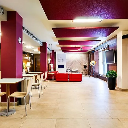 Xauen En Pleno Centro Con Acceso Autorizado Y A 100m De La Catedral 3* Jaén