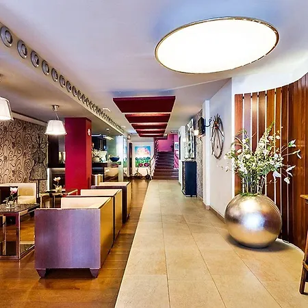 Xauen En Pleno Centro Con Acceso Autorizado Y A 100m De La Catedral Otel Jaén